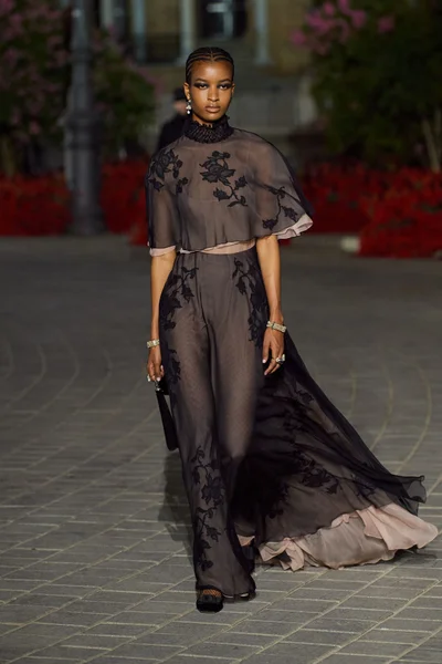 Look 81